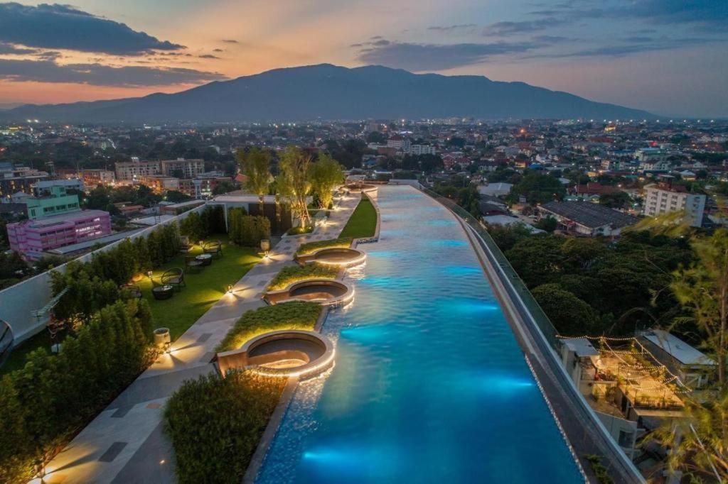The Astra Sky River Chiangmai_Sky Pool_Old City Leilighet Chiang Mai Eksteriør bilde